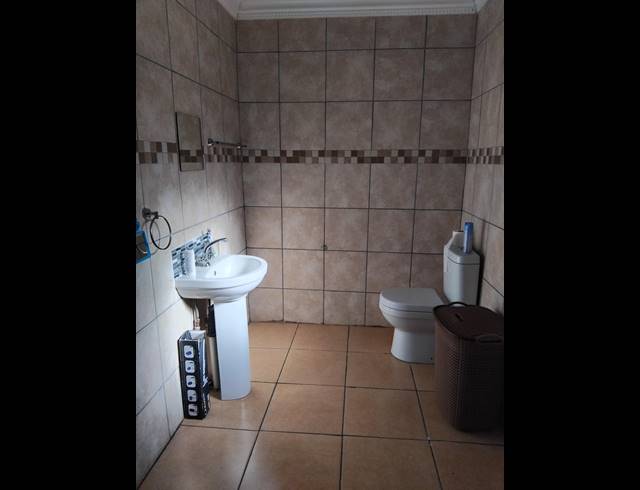 3 BEDROOM HOUSE FOR SALE IN BARBERTON